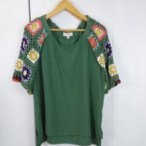 Umgee Green Top with Multicolor Crochet Sleeves Boho Linen Trendy Sz.XL
